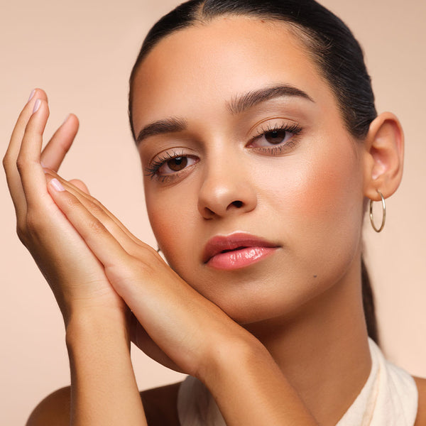 Fertiger Look des Schminktipps "Highlighter auftragem" zum nach shoppen