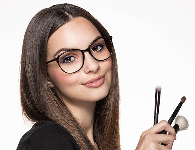 BrillenMakeup für Kurzsichtige Schminktipps ARTDECO