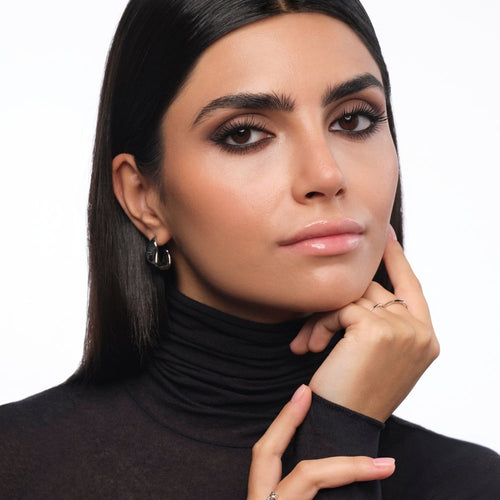 Geschminktes Model mit Smokey Eyes Look