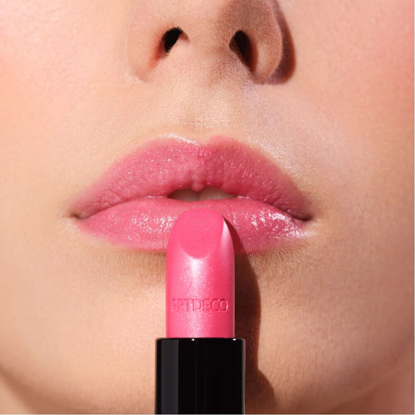 Anwendungsbild Perfect Color Lipstick Pink Illusion