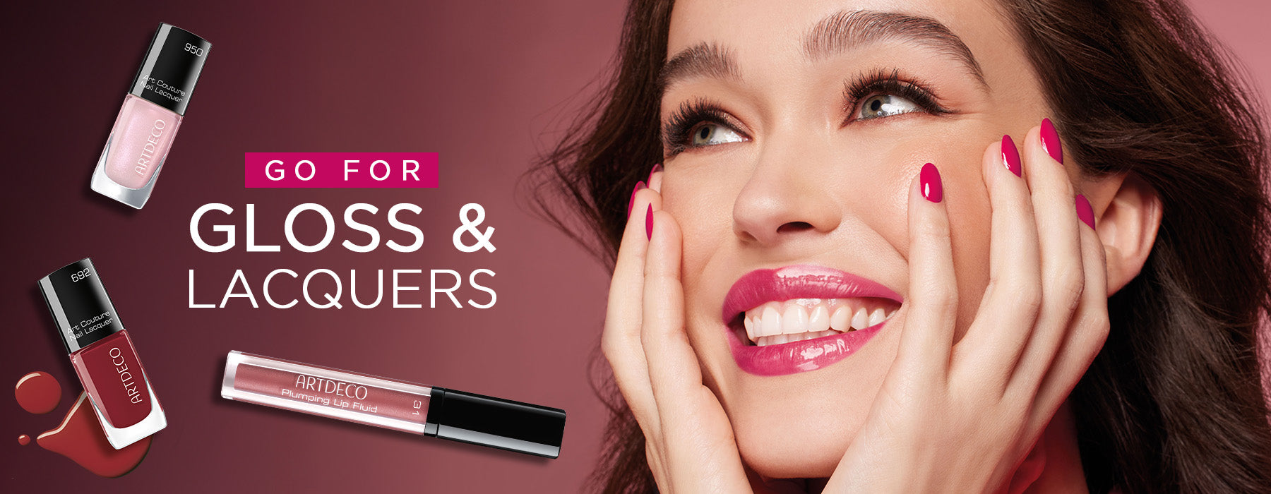 Brünettes Model mit farblich zusammen passenden Lippen und Nägel lächelt freundlich. Dazu  sind ausgewählte Produkte aus der Gloss & Lacquers-Kollektion zu sehen