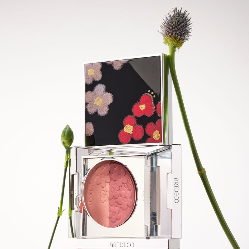 Limitierten Couture Bloom Blush aus  der neuen Glamour-Kollektion von ARTDECO