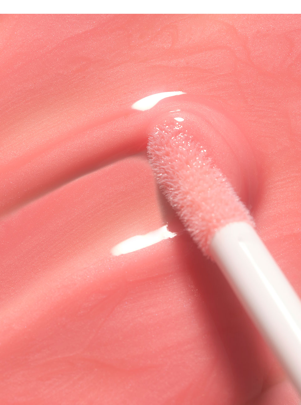 Ästhetischer Texturswatch des neuen Pfirsichtons des Lip Wonder Serums