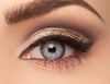 Augen Close-up mit dem Trend-Look Cut Crease 