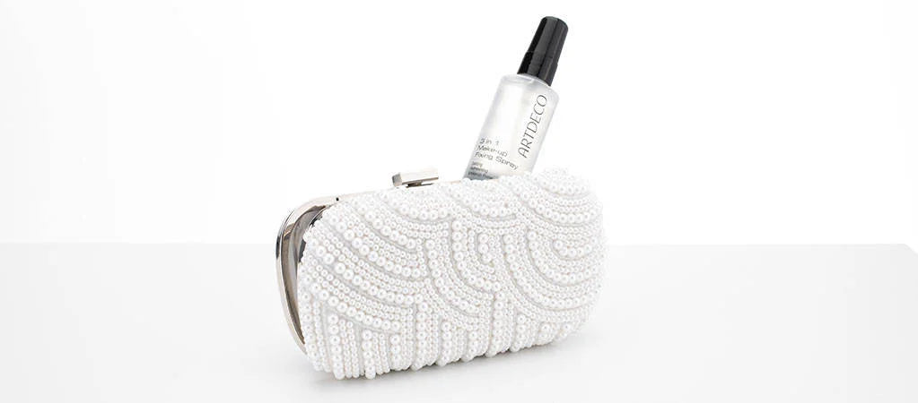 Perlenbestickte Tasche mit 3 in 1 Make-up Fixing Spray
